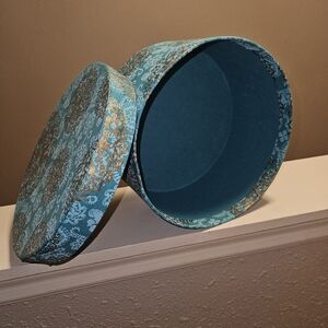 Vintage Patterned Round Wig/Hat Box